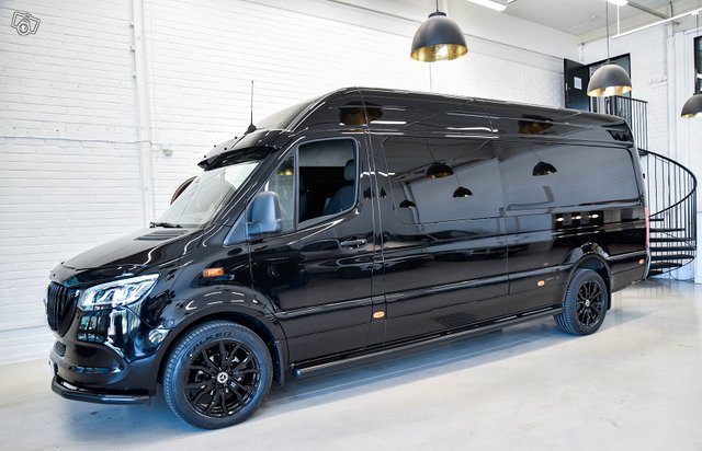 MERCEDES-BENZ SPRINTER