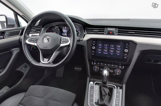 Volkswagen Passat 12