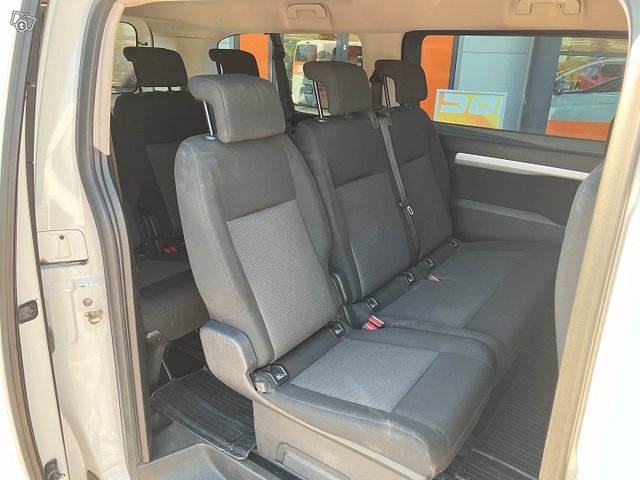 Toyota Proace Verso 3