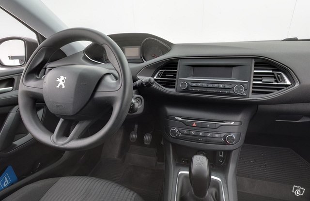 Peugeot 308 5