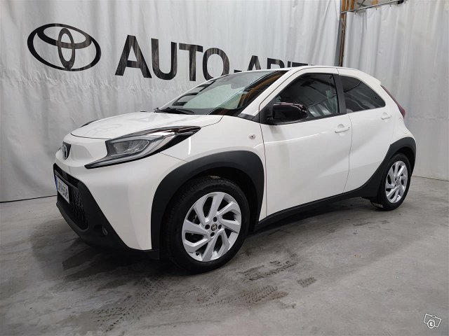 TOYOTA Aygo X 1