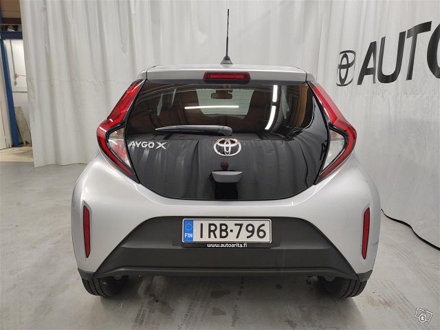 Toyota Aygo X 5