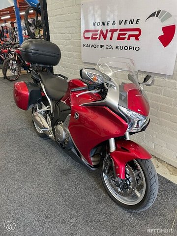 Honda VFR 2