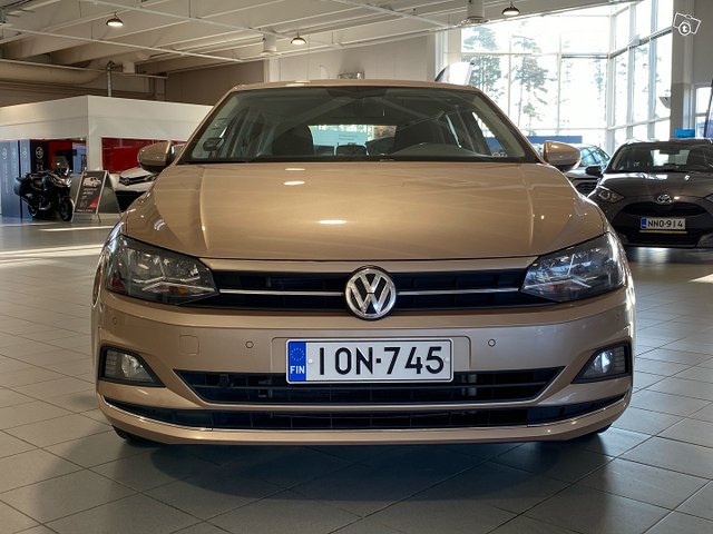 Volkswagen Polo 6