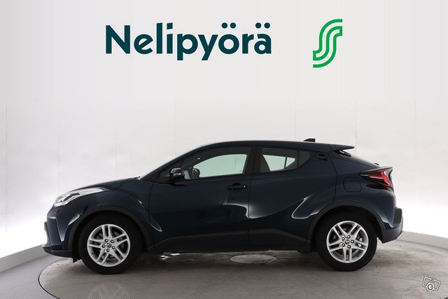 Toyota C-HR 2