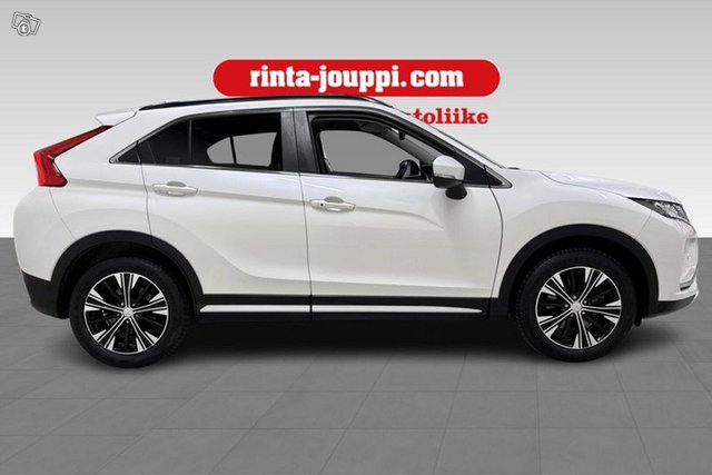 Mitsubishi Eclipse Cross 8