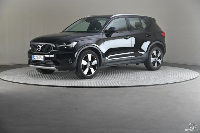 Volvo XC40 1