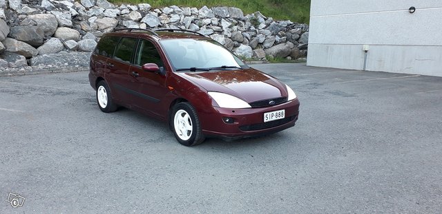 Ford Focus 6