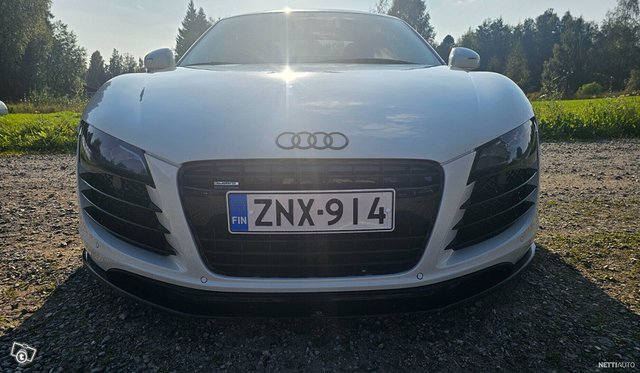 Audi R8 2