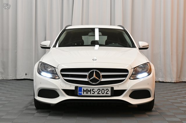 Mercedes-Benz C 2