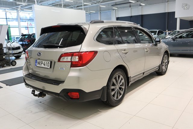 Subaru Outback 5