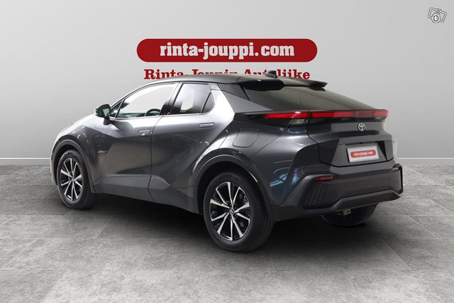 Toyota C-HR 7