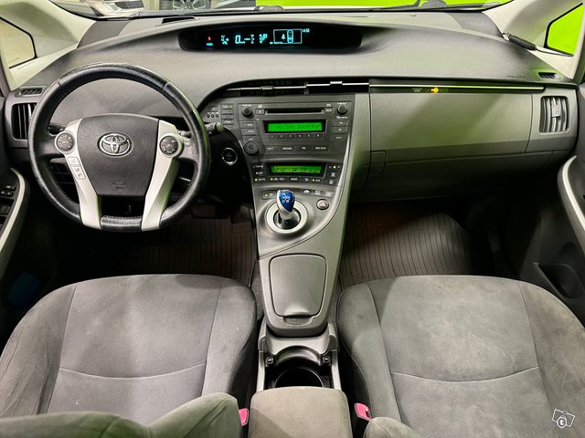 Toyota Prius 15