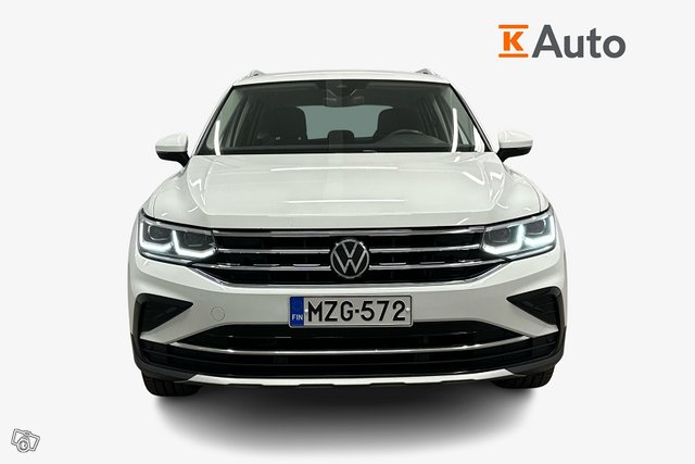 VOLKSWAGEN Tiguan 4