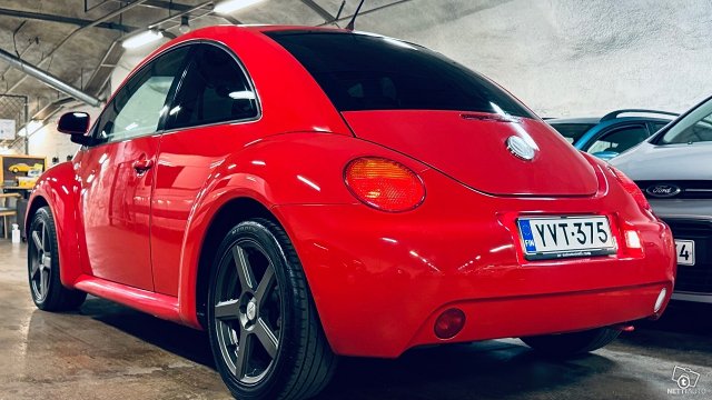 Volkswagen New Beetle 7