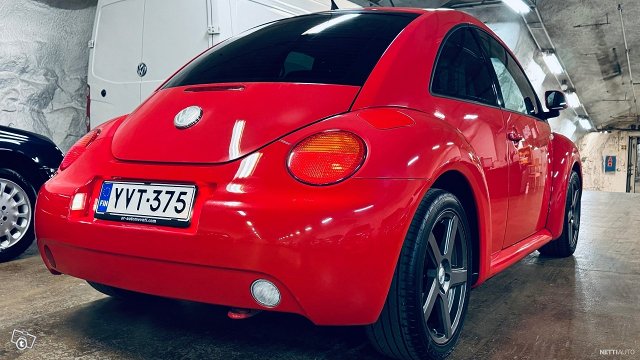 Volkswagen New Beetle 10