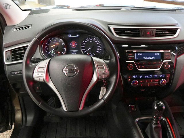 NISSAN Qashqai 10