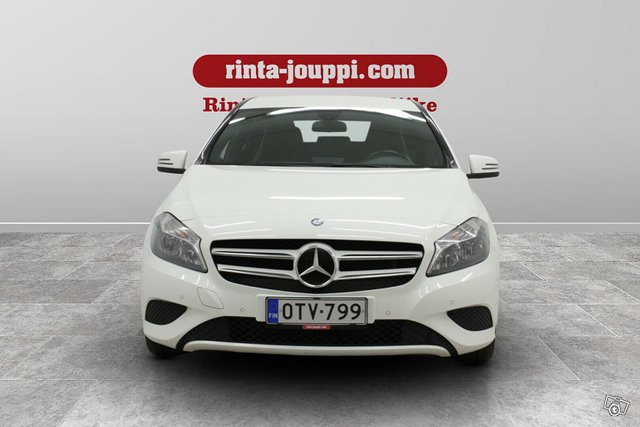 Mercedes-Benz A 2