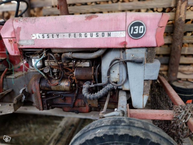 Massey Ferguson 130 2