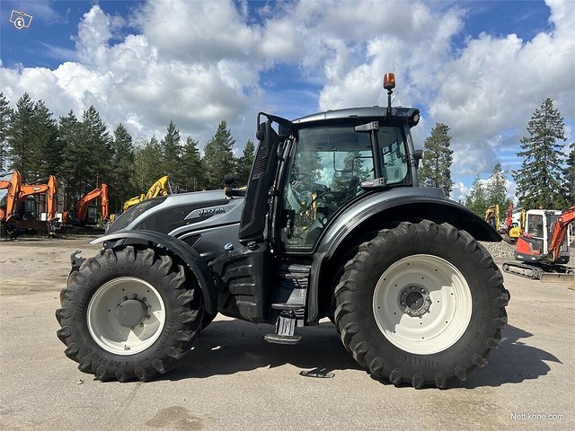 Valtra T174 ETUNOSTOLAITTEET ETUVOIMAOTTO 2