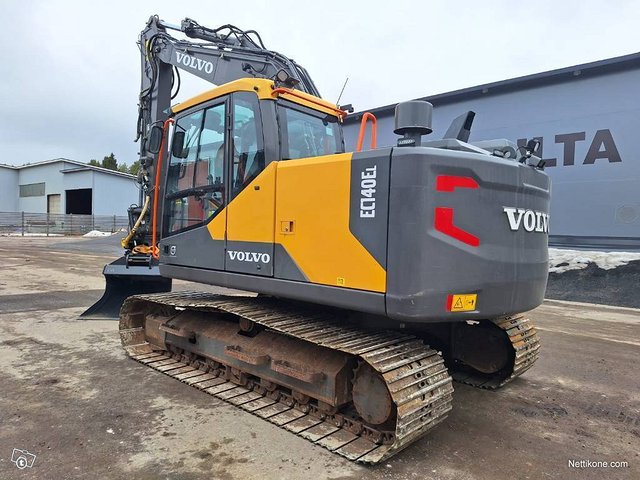 Volvo EC140EL PYÖRITTÄJÄLLÄ 2