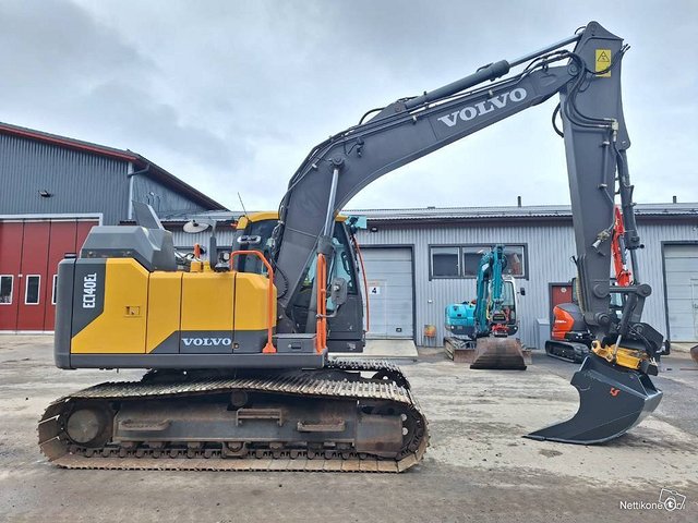 Volvo EC140EL PYÖRITTÄJÄLLÄ 5