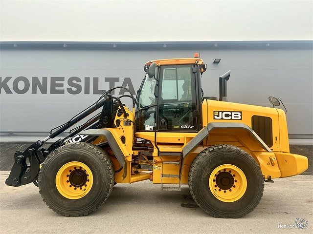 Jcb 437ht vaakalla, kuva 1