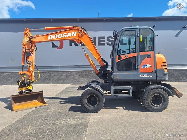 Doosan S55W PYÖRITTÄJÄLLÄ, kuva 1