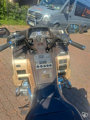 Honda Gold Wing 1500 GL 9