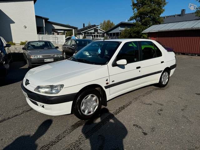 Peugeot 306