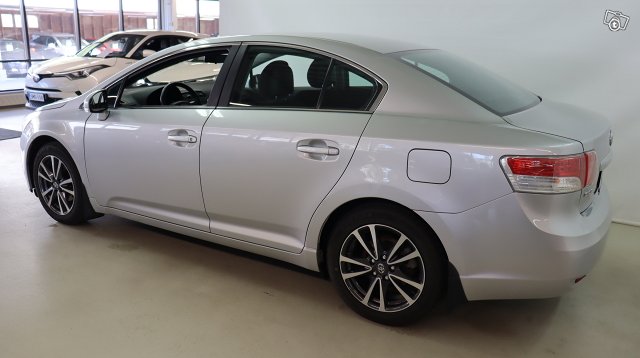 Toyota AVENSIS 3