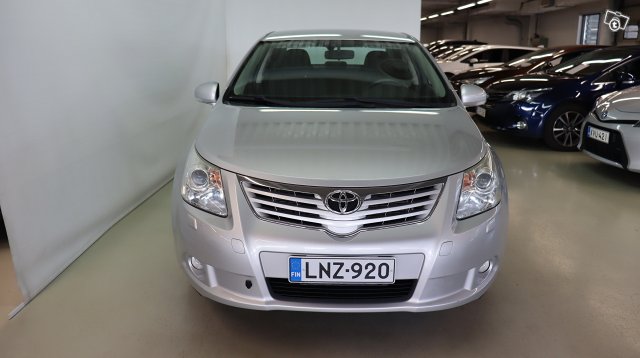 Toyota AVENSIS 7