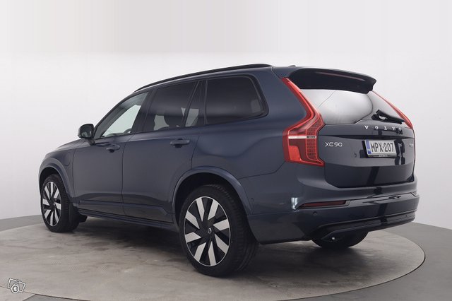 Volvo XC90 9