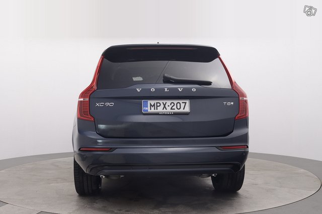 Volvo XC90 10