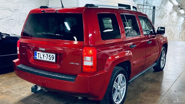 Jeep Patriot 6