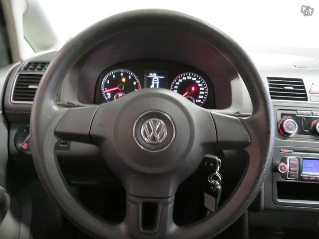 Volkswagen Touran 11