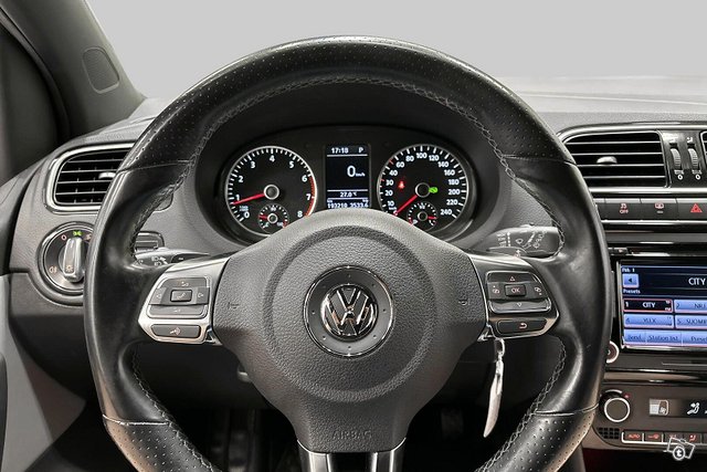 Volkswagen Polo 18