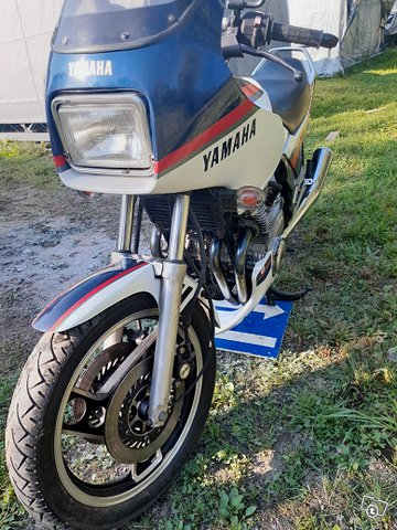 Yamaha XJ 750 4