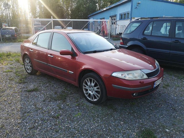 Renault LAGUNA