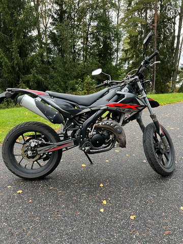 Drac Supermoto, kuva 1