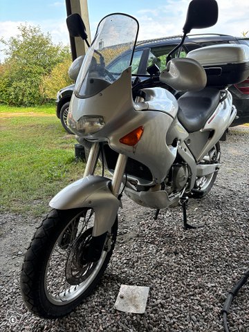 Aprilia Pegaso 650 4