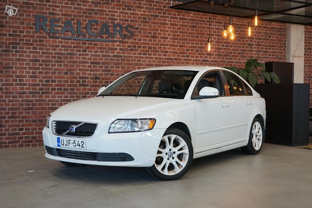 Volvo S40