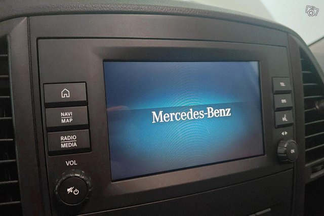 MERCEDES-BENZ VITO 17