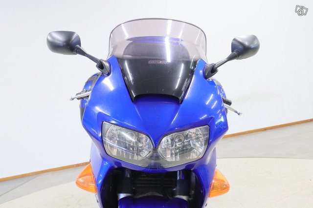 Honda VFR 7