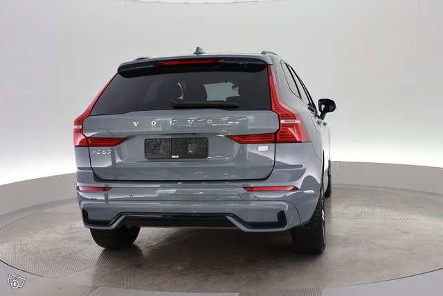 Volvo XC60 10