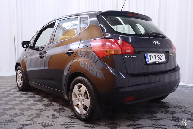 Kia Venga 5