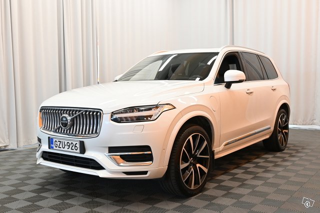 Volvo XC90 4