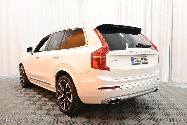 Volvo XC90 7