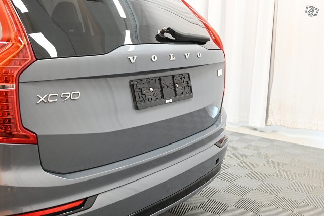 Volvo XC90 10