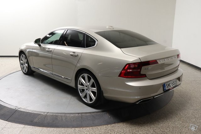 Volvo S90 7